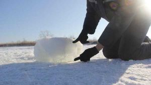 Правила безопасности при выезде на лед на автомобиле